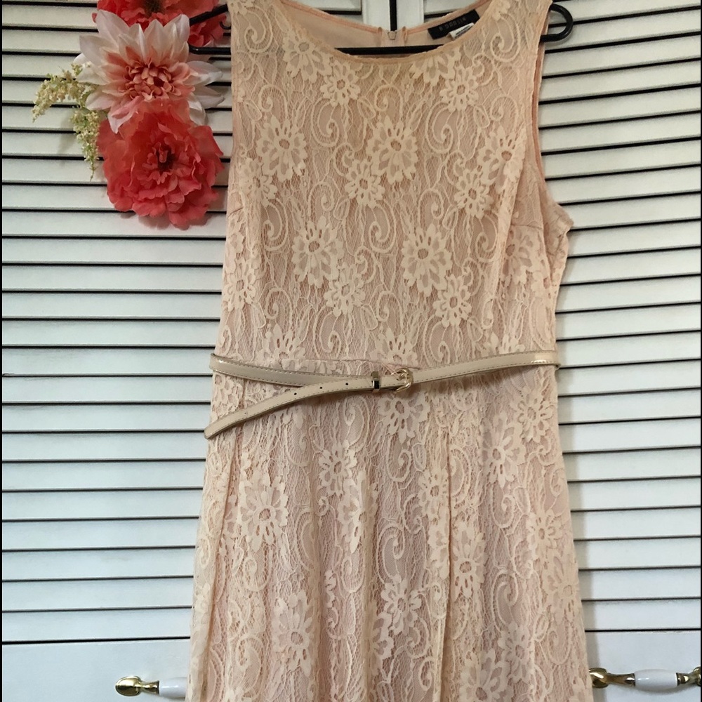 Lace dress